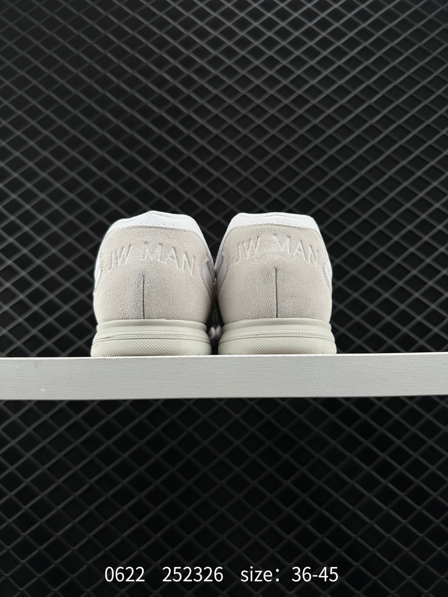 New Balance NB官 URC42LA